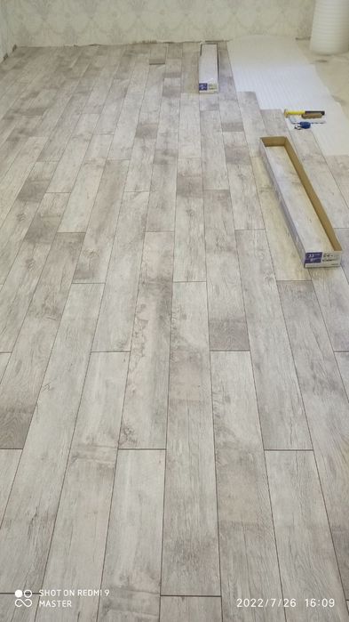 Укладка ламината, таркета .Мастер.