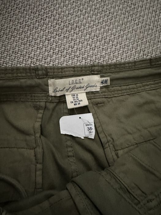Pantaloni scuti barbati  H&M