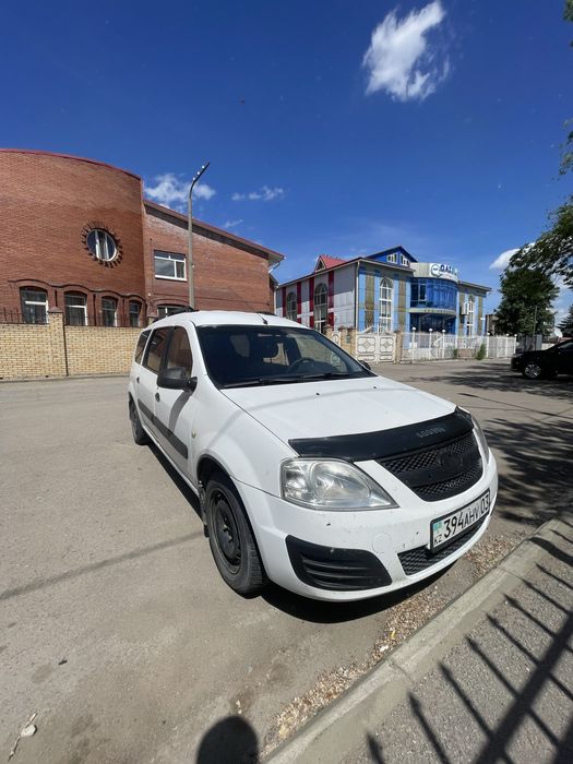 Лада Ларгус продам