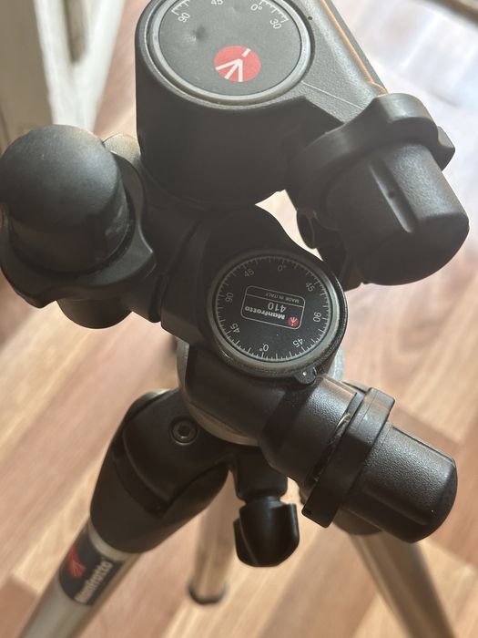 Продам штатив Manfrotto