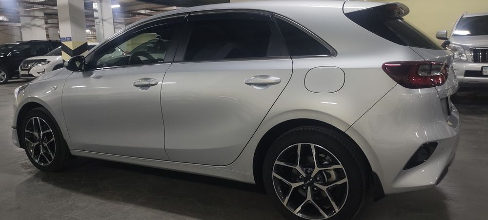 Продам автомобиль Кия Сид
