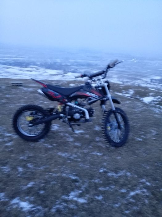 Se vinde cross 125cc