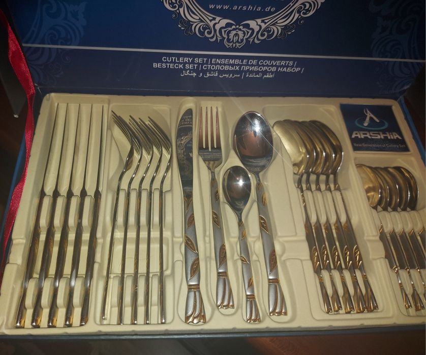 Столовый набор ARSHIA