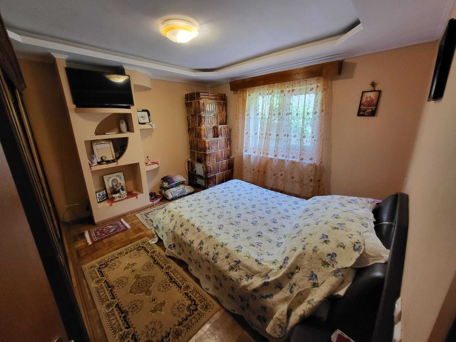 Vanzare casă în Caracal, pe str Lotrului 36, cu teren generos de 607mp