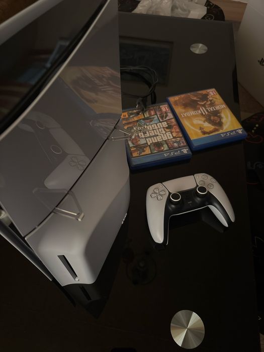 Продава се PlayStation
