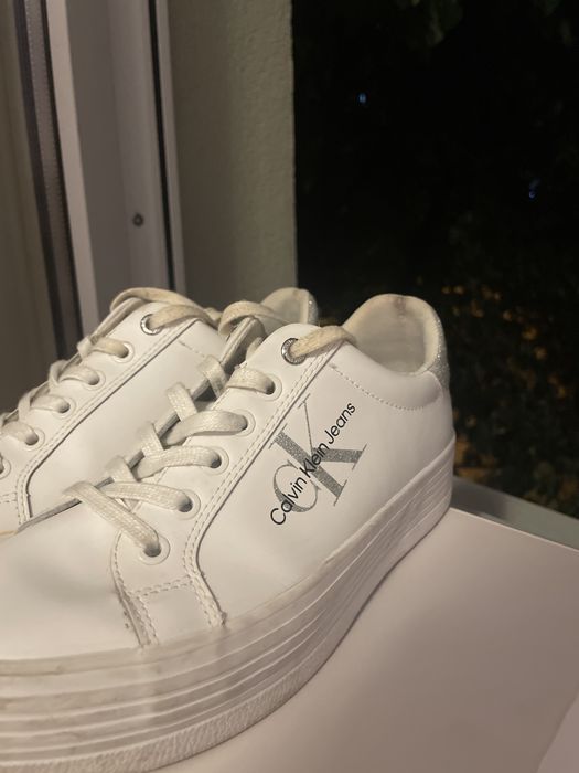 adidasi Calvin Klein