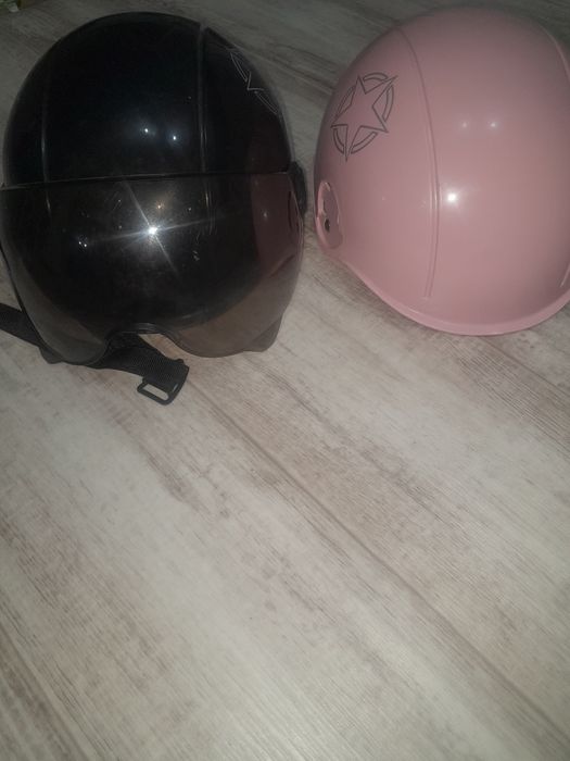 Продам два детских каски для головы