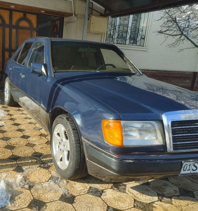 Mersedes w124 sotiladi