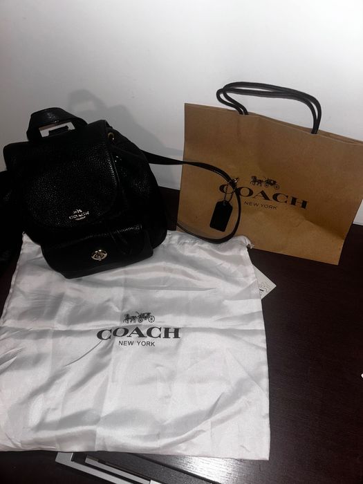 Coach раница малък размер