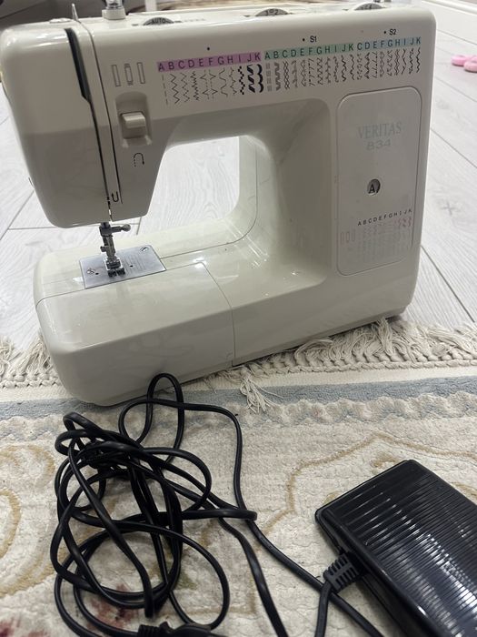 Продается швейная машина