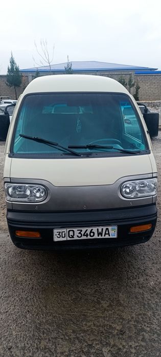 Moshin minishga tayyor ozgina ishi bor