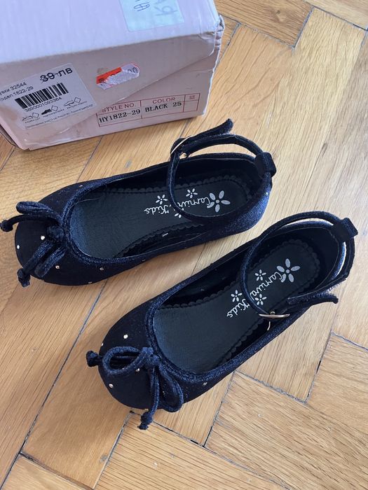 Carnival kids обувки тип балеринки, нови