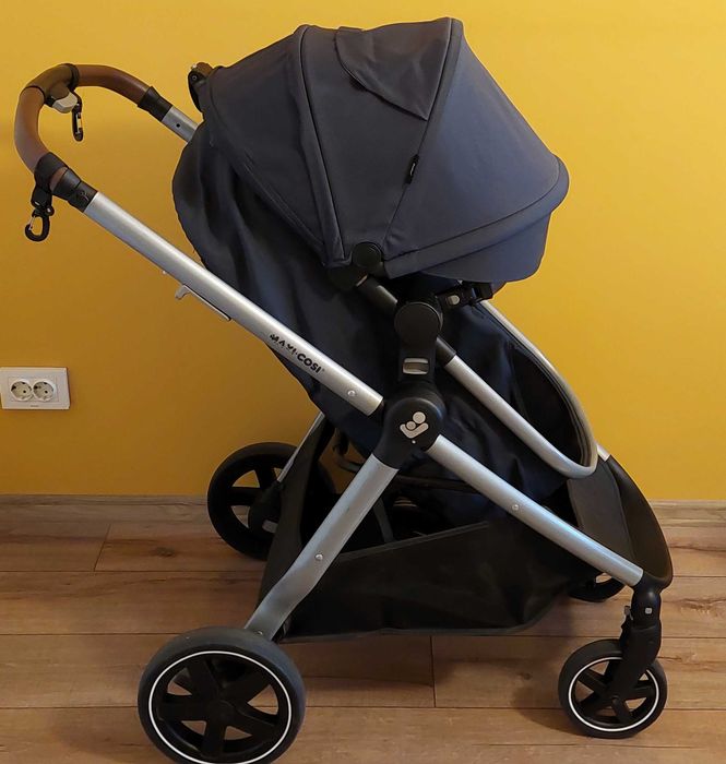 Столче за кола Maxi-Cosi  + адаптери + Детска количка Maxi-Cosi Zelia 2