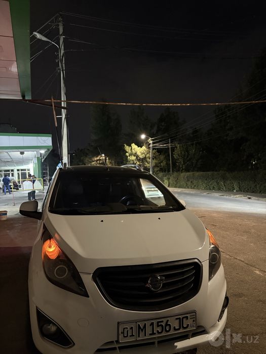 Sparkga tayyor bi led fara b/u