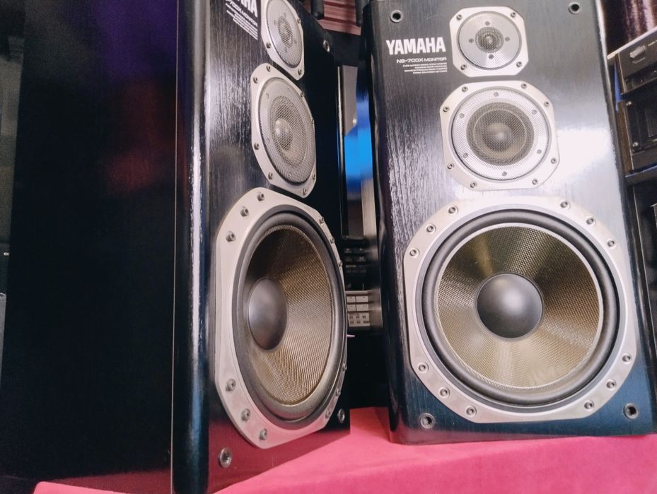 YAMAHA NS-700X Monitor