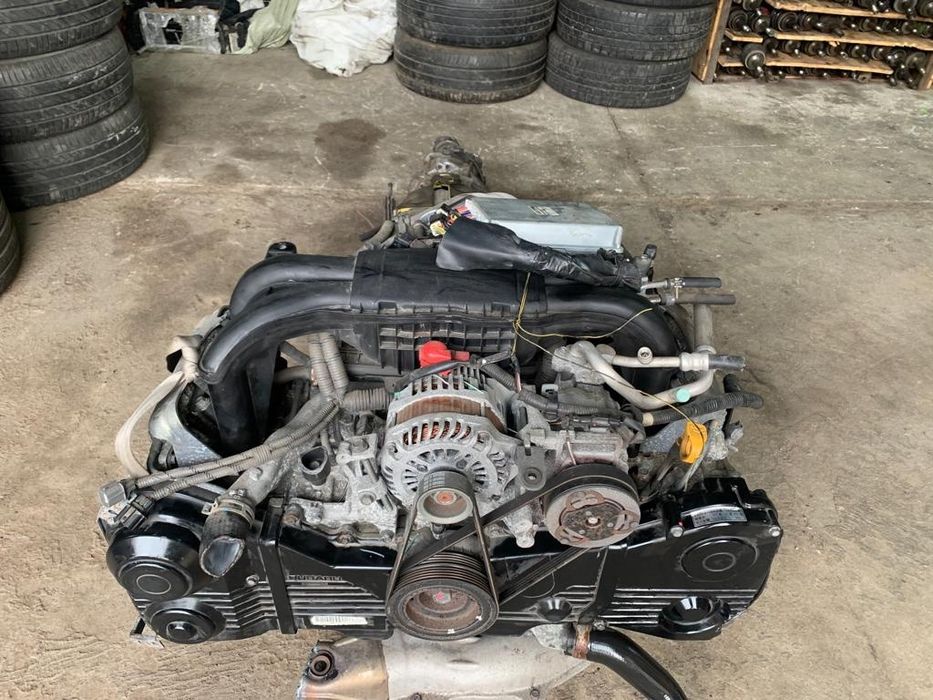 Контрактный двигатель Субару EJ20 объёмом 2.0л