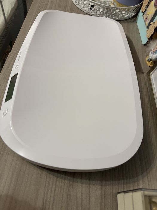 Везна за мерене на бебе