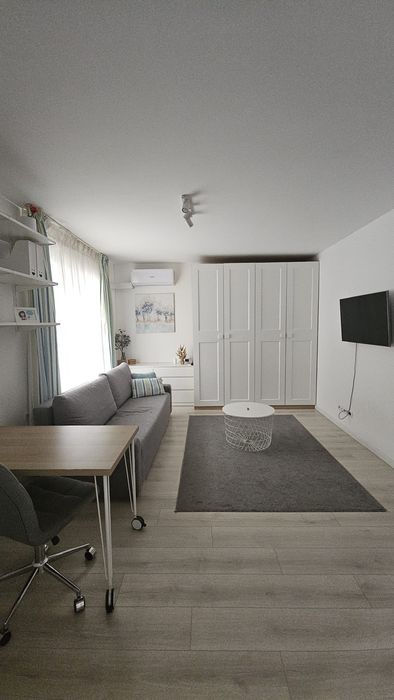 Apartament cu o camera si parcare Crinului Residence