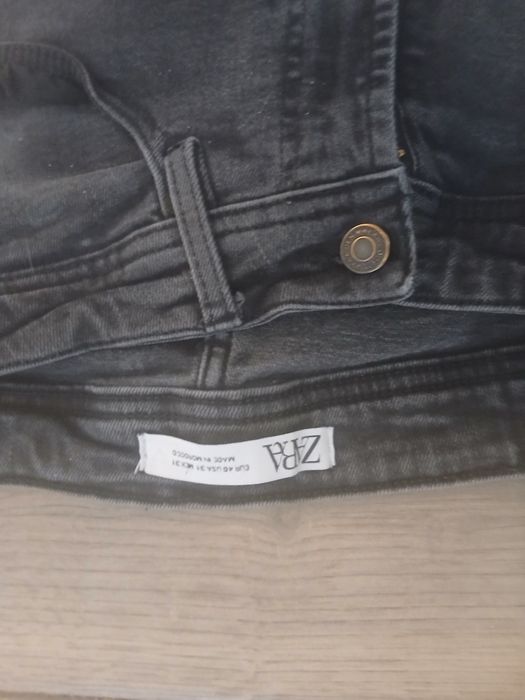 Blugi zara cumpqrați noi