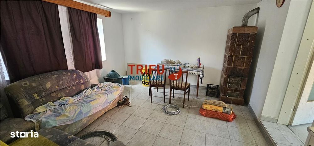Casa de vanzare in comuna Cricau 1534mp teren