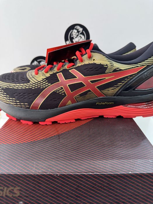 ASICS GEL-Nimbus 21.Номер 50.5