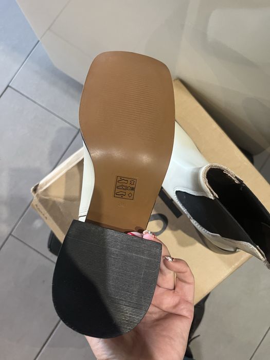 Дамски боти Asra номер 38