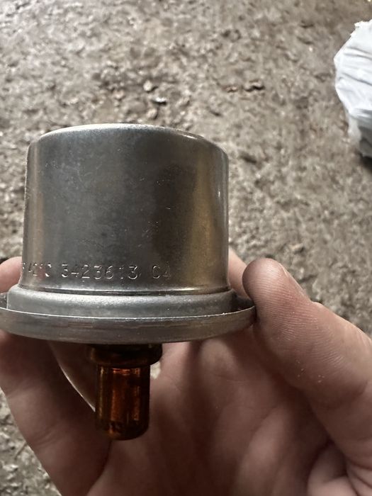 Продам cummins запчасти оригинал