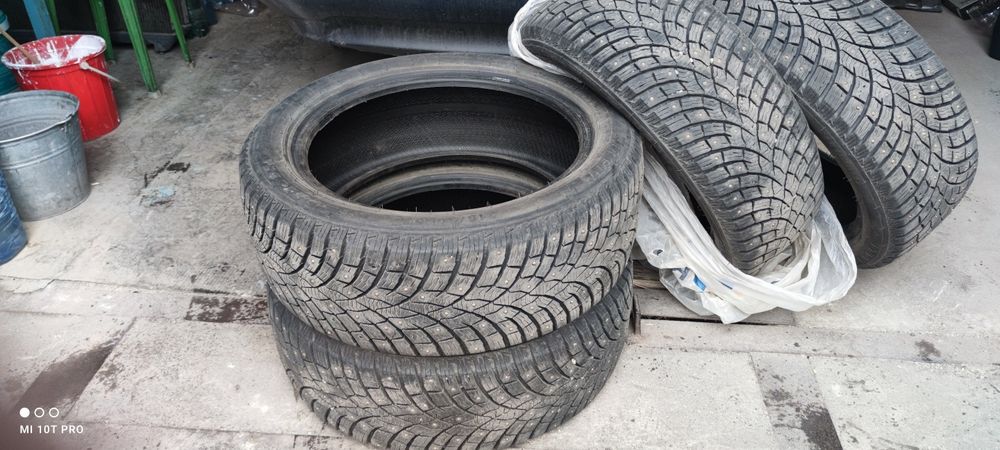 Продам зимние шины
