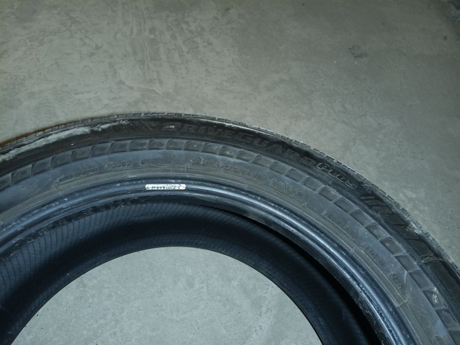 Продам шины для автомобиля