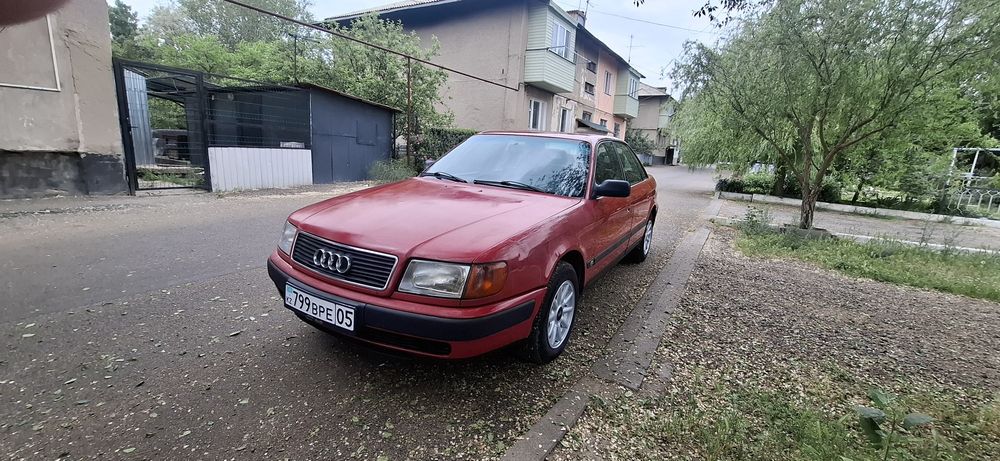 Продам Ауди  100 с4