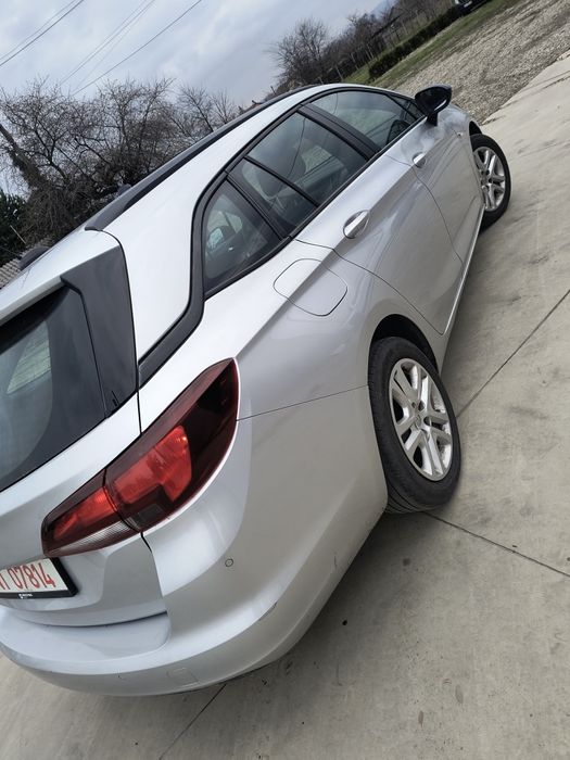 Opel Astra break 1.5 CRDI 2021 luna 10 recent adusa 122cp 170k km