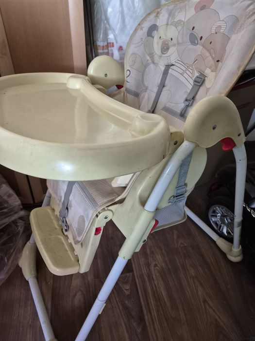 Продам детскую кровать и стул