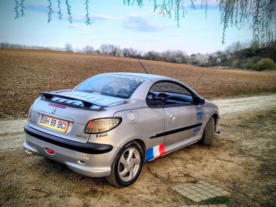 Vând Peugeot 206 cc