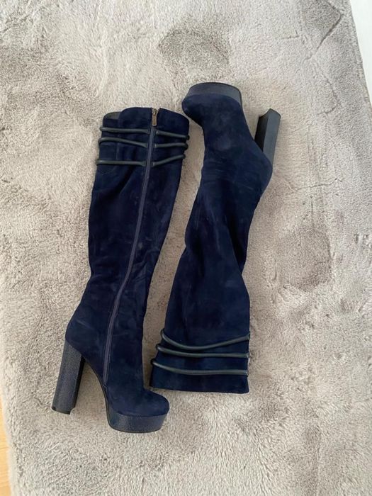 Cizme pana la genunchi