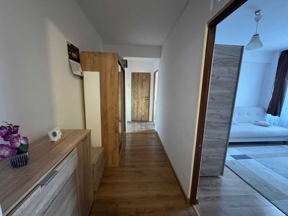 Vând apartament cu 2 camere decomandate, str Horea