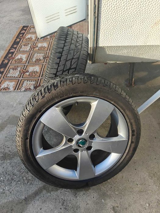 Anvelope 235/60/18 vara 225/45/17 cu jante