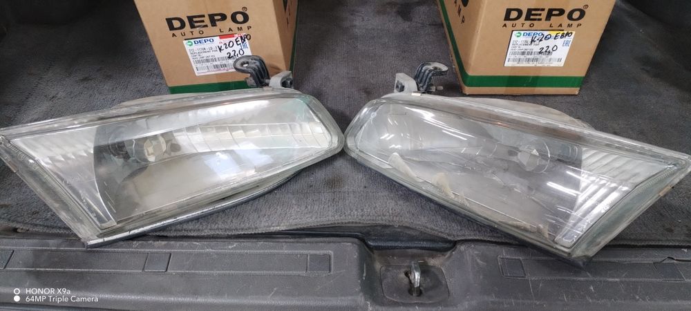 Продам фары на Камри 20