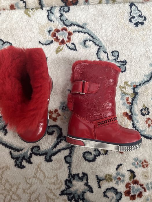 Аяқ киім қыздарға