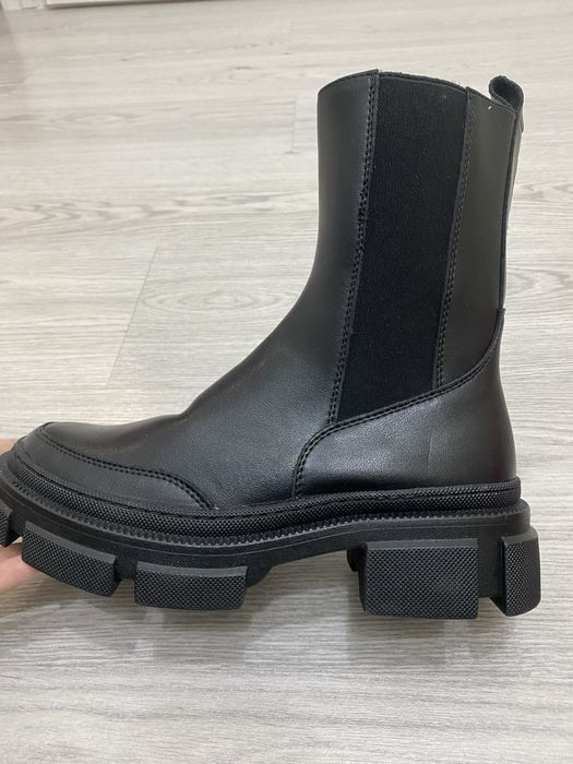 Женские ботинки новые