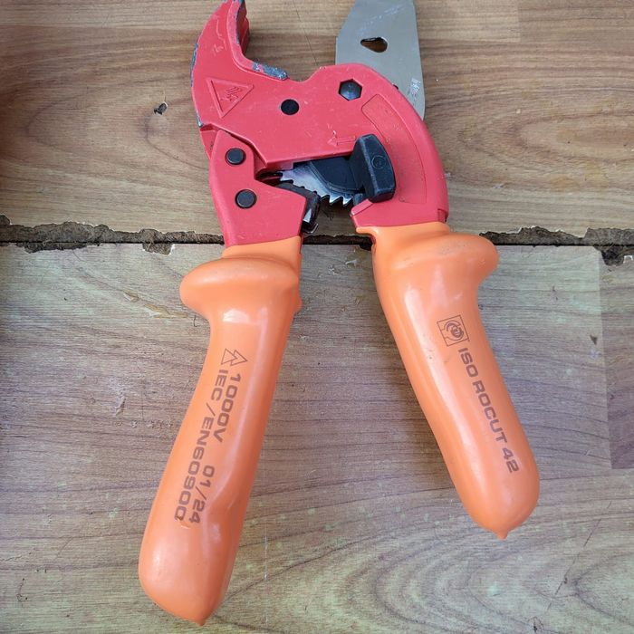 Scule electro  Fluke 336