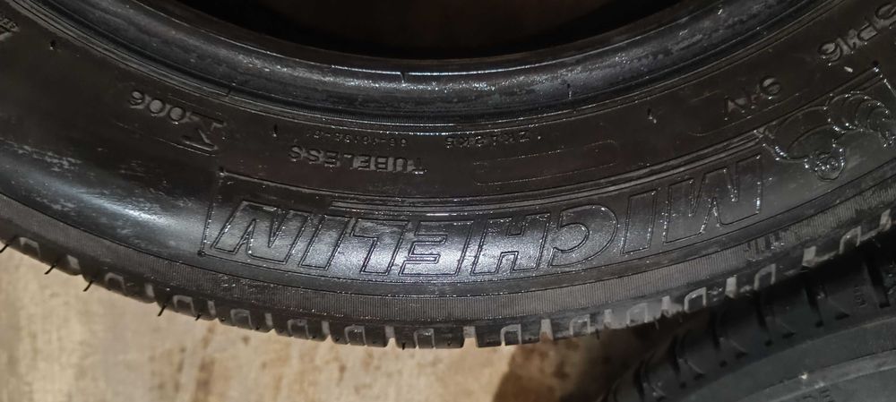 Vand anvelope vara r15 si r16