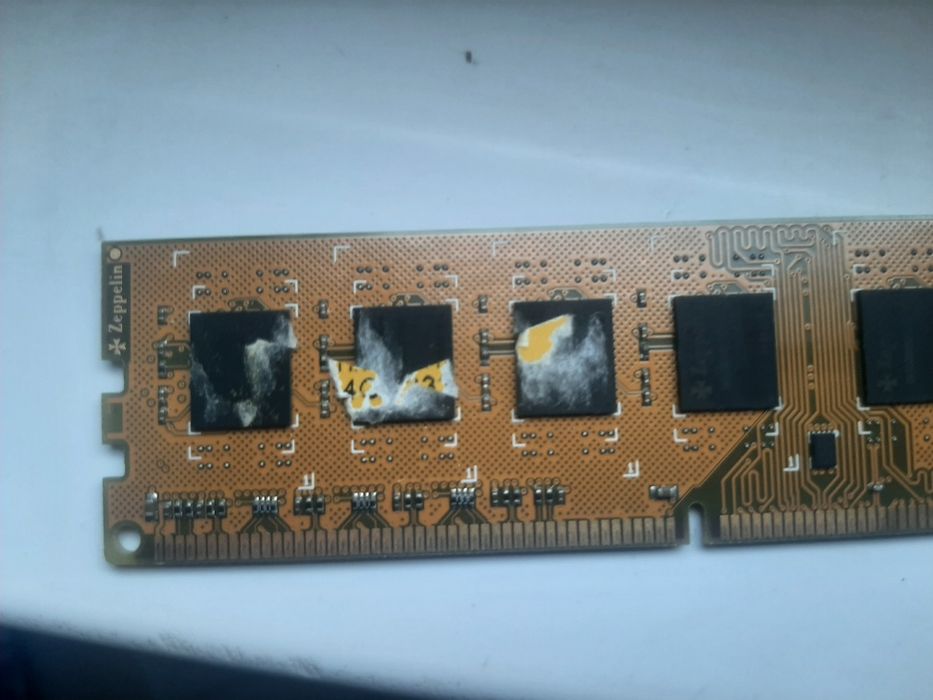 ddr3 4gb 1333Мгц.