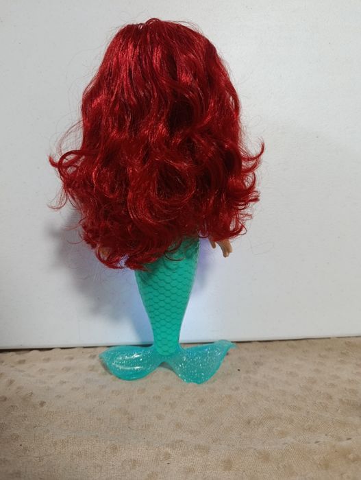 Păpușa Ariel Disney Princess interactiva