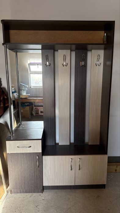 Прихожая состояние хорошая