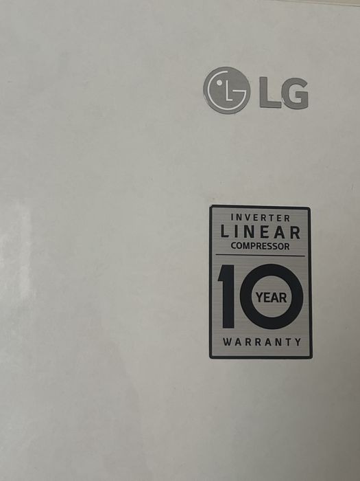 Продам большой холодильник LG
