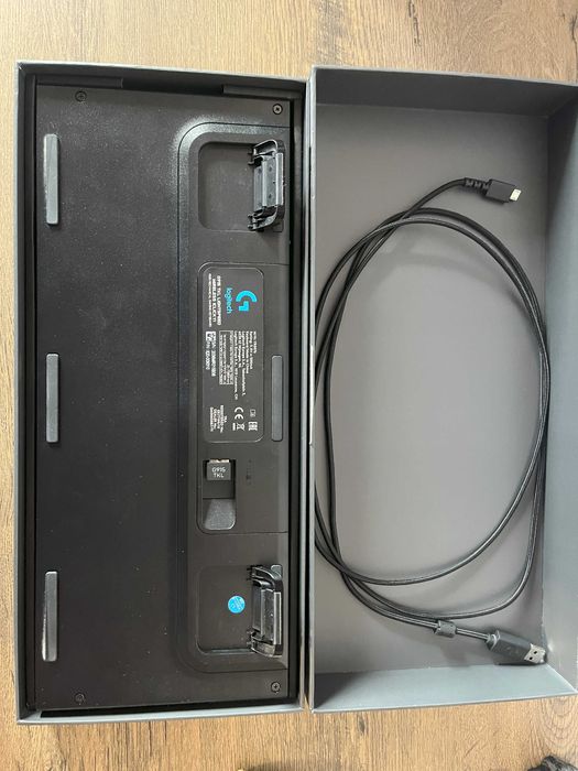 Клавиатура Logitech g915 tkl