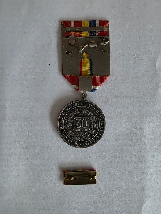 Insigna comemorativă românească veche