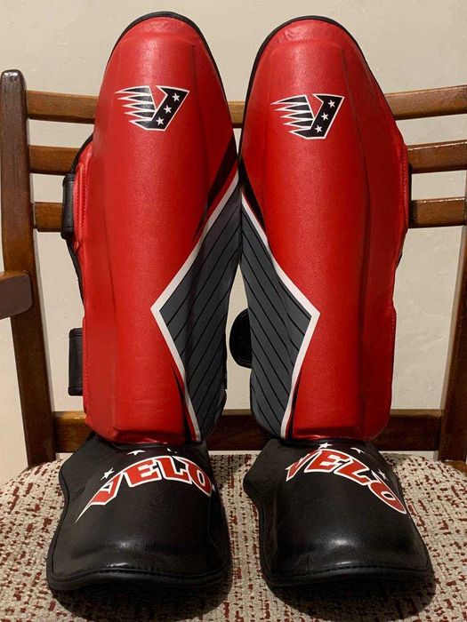 футы красные velo