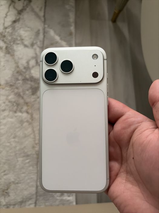 iphone 17 pro max 256 e-sim