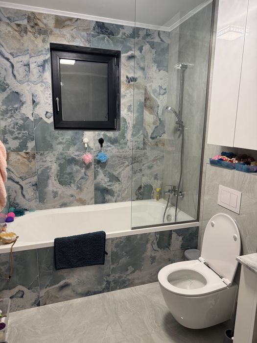 Vand casa cu 5 camere si 3 bai in Sacalaz la 6 km de Iulius Mall